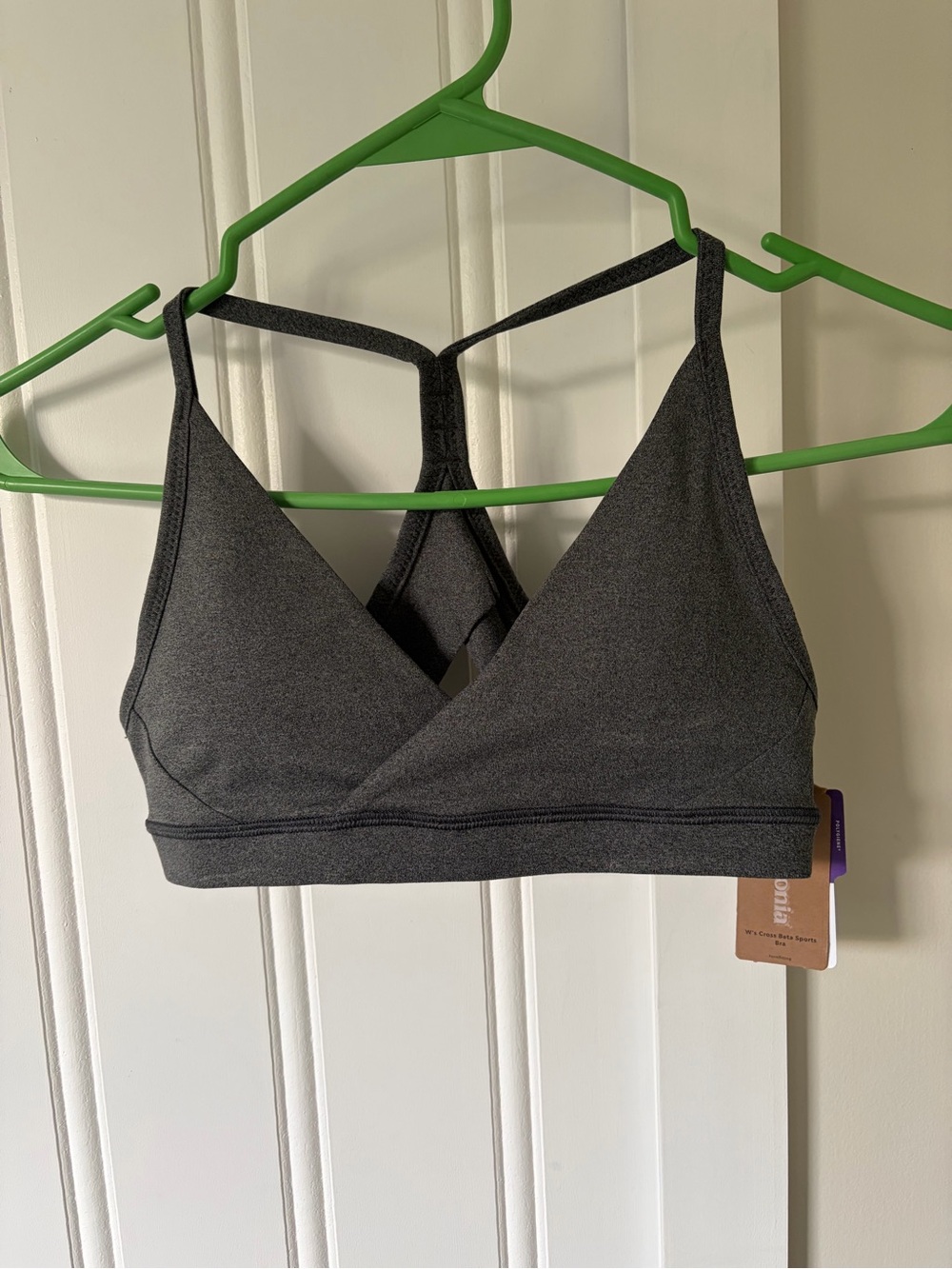 NWT Patagonia Cross Beta Sports Bra Removable Pads Forge Grey XS